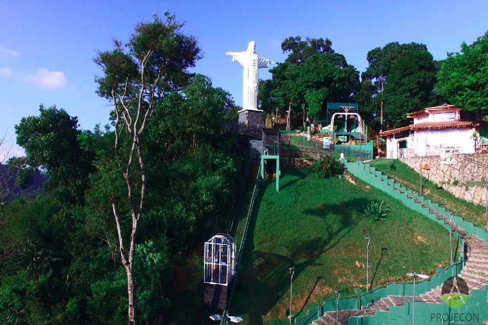 Cristo Redentor - Serra Negra/SP